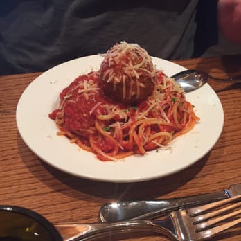 Cafe Pomigliano - Spaghetti and Meatball. It was one spicy meatball! - Italian Near Me - Green Oaks, Illinois