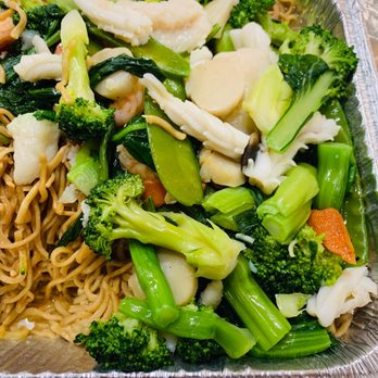 Golden Duck - Seafood Vegetable Noodle - Seafood Near Me - Honolulu, Hawaii Golden Duck - Seafood Vegetable Noodle - Seafood Near Me - Honolulu, Hawaii