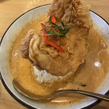 Manaao - Chu Chee Curry with Fried Catfish Filet - "Chu Chee Pla-duk Tod Grob" - Thai Near Me - Tustin, California
