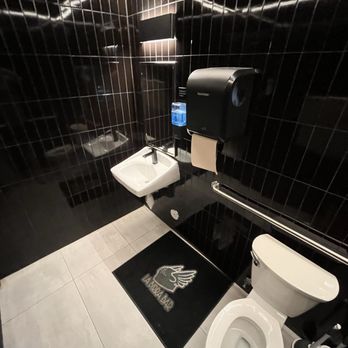 La Birra Bar - Bathroom - Burgers Near Me - Weston, Florida La Birra Bar - Bathroom - Burgers Near Me - Weston, Florida