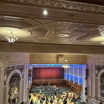 Indianapolis Symphony Orchestra - Performing Arts Near Me - Indianapolis, Indiana Indianapolis Symphony Orchestra - Performing Arts Near Me - Indianapolis, Indiana