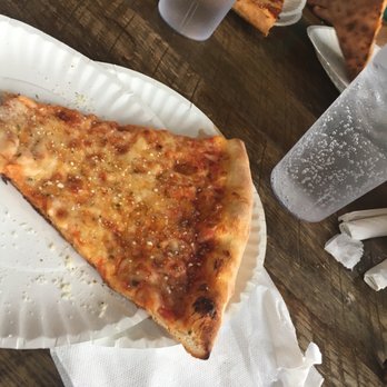 Five Points Pizza - Italian Near Me - Nashville, Tennessee
