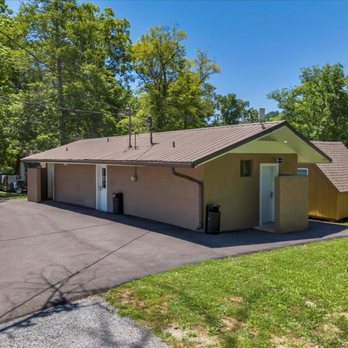 Gateway RV Campground - Campgrounds Near Me - Pigeon Forge, Tennessee