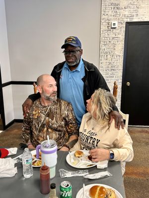 Christ Cutz BBQ by null