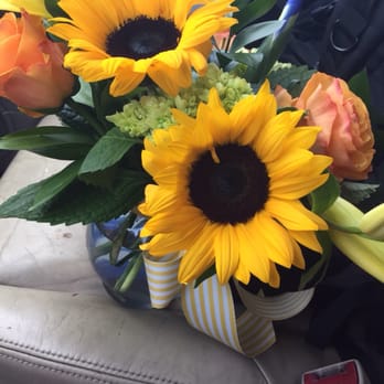 Poppy's - More than pleased with the arrangement Poppy's sent my best friend for her 21st! So creative and stunning! - Florists Near Me - Laramie, Wyoming Poppy's - More than pleased with the arrangement Poppy's sent my best friend for her 21st! So creative and stunning! - Florists Near Me - Laramie, Wyoming