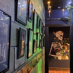 Bones and Botanicals - Picture wall and back mural