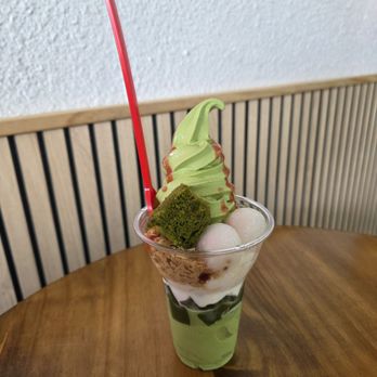 Meccha Matcha - Meccha 8 parfait - Desserts Near Me - Artesia, California Meccha Matcha - Meccha 8 parfait - Desserts Near Me - Artesia, California