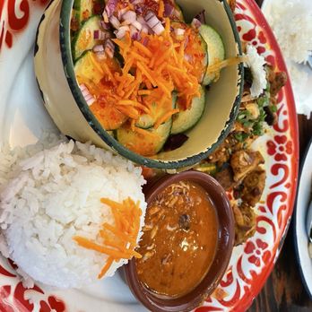 Daughter Thai Kitchen - Yum! - Thai Near Me - Oakland, California Daughter Thai Kitchen - Yum! - Thai Near Me - Oakland, California