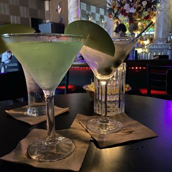 Martuni's - Apple martini and a dirty martini - Lounges Near Me - San Francisco, California