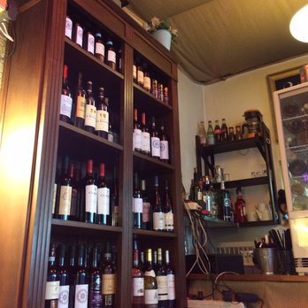 Pizzeria Babalou - Great wines. - Italian Near Me - Paris, 75