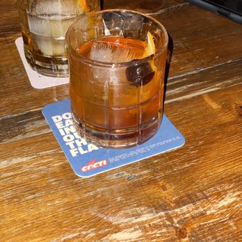 Maggie Mae's - Black barrel - Pubs Near Me - Sunnyside, New York