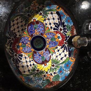 Los Galanes - Pretty sink - Mexican Near Me - Detroit, Michigan