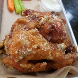 Garlic parm smoked wings Garlic parm smoked wings