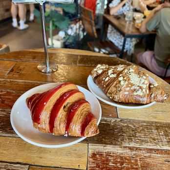 Pitchoun! - Raspberry Croissant, Ham & Cheese Croissant - Cafes Near Me - Los Angeles, California Pitchoun! - Raspberry Croissant, Ham & Cheese Croissant - Cafes Near Me - Los Angeles, California