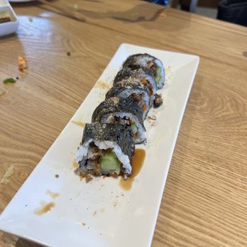 X-Fish Izakaya - Salmon Skin Hand Roll - Sushi Bars Near Me - Brea, California