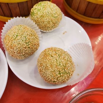 Affable Eatery - Black sesame filled balls - Dim Sum Near Me - Brooklyn, New York