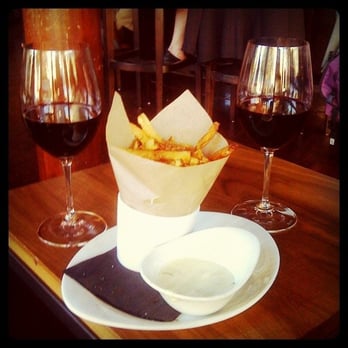 District - Oakland - this truffle parmesean aioli is to die for - Wine Bars Near Me - Oakland, California District - Oakland - this truffle parmesean aioli is to die for - Wine Bars Near Me - Oakland, California