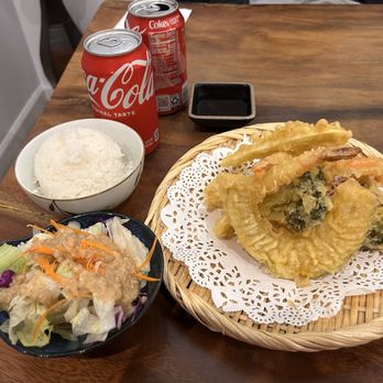 Chacho Sushi - Mixed Tempura - Sushi Bars Near Me - San Francisco, California