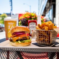 Gabby's - Beaches