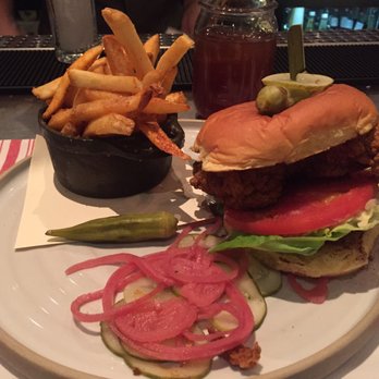 Yardbird - Spicy chicken sandwich - Southern Near Me - Las Vegas, Nevada Yardbird - Spicy chicken sandwich - Southern Near Me - Las Vegas, Nevada