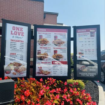Raising Cane's Chicken Fingers - Fast Food Near Me - Cottleville, Missouri