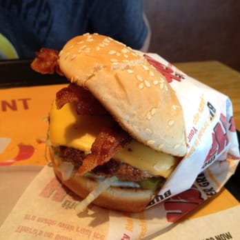 Habit Burger & Grill - BBQ bacon cheeseburger char - Burgers Near Me - Citrus Heights, California Habit Burger & Grill - BBQ bacon cheeseburger char - Burgers Near Me - Citrus Heights, California