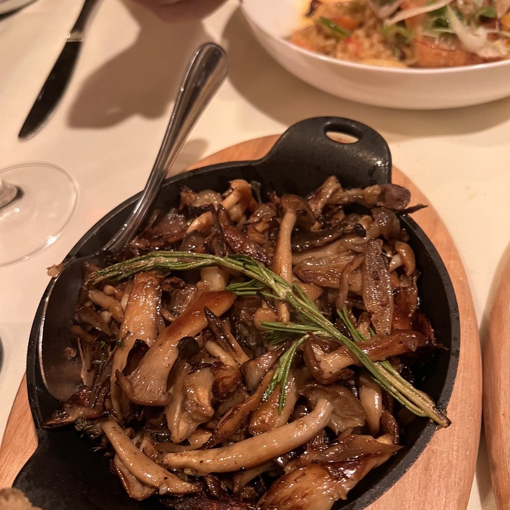 Dawson's - Wild Mushrooms - Steakhouses Near Me - Sacramento, California