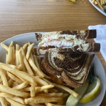 Lock View Restaurant - Seafood Near Me - Sault Ste. Marie, Michigan Lock View Restaurant - Seafood Near Me - Sault Ste. Marie, Michigan