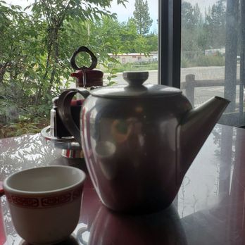 Dynasty - Nice warm tea - Chinese Near Me - Big Bear Lake, California