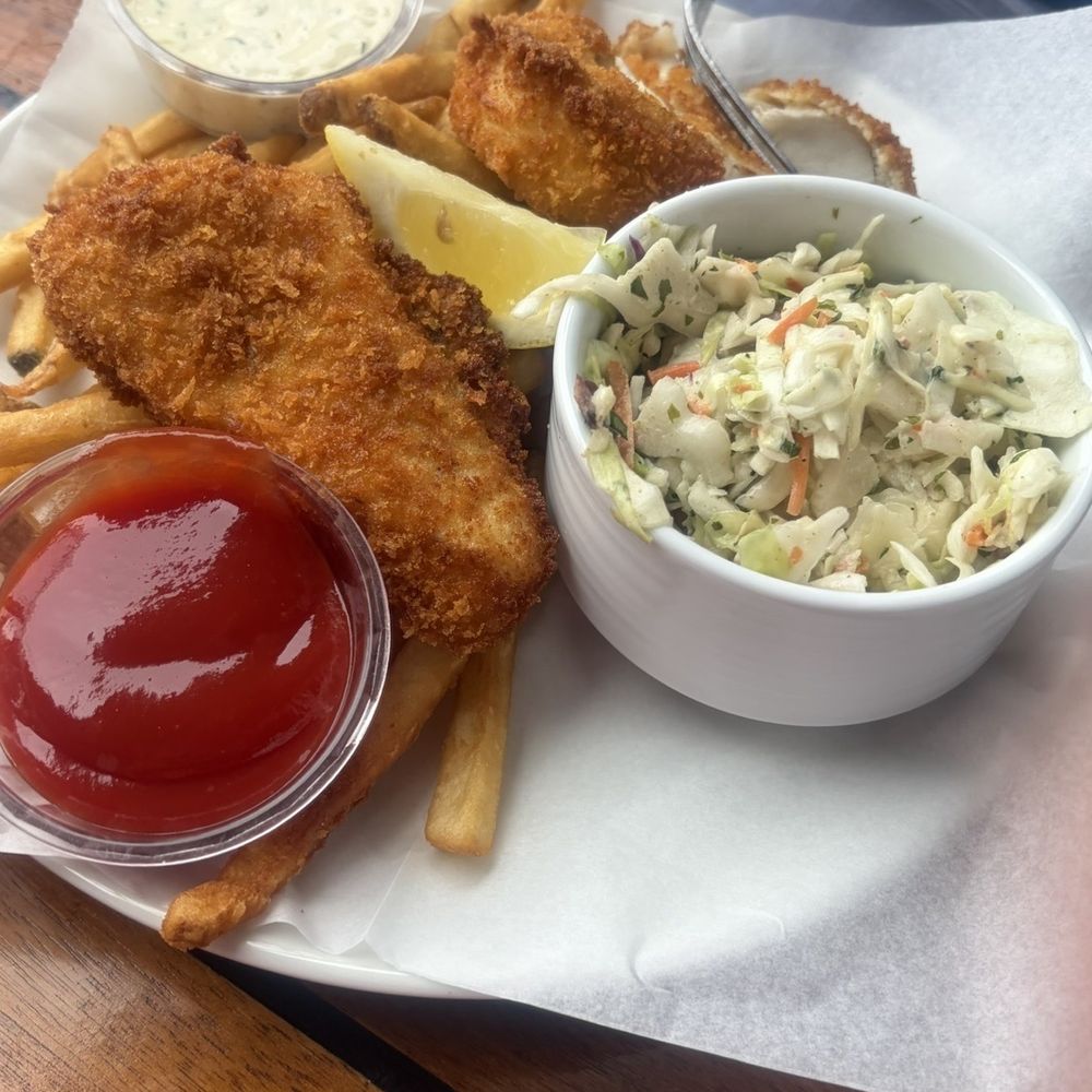 Ray's Café - Fish and chips - Seafood Near Me - Seattle, Washington Ray's Café - Fish and chips - Seafood Near Me - Seattle, Washington