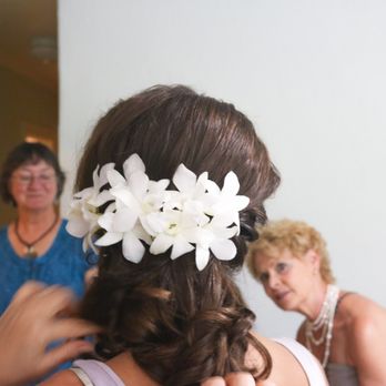 Maui Bridal Creations - The moms fully approved of wedding hair after their careful and detailed consideration. - Hair Stylists Near Me Maui Bridal Creations - The moms fully approved of wedding hair after their careful and detailed consideration. - Hair Stylists Near Me