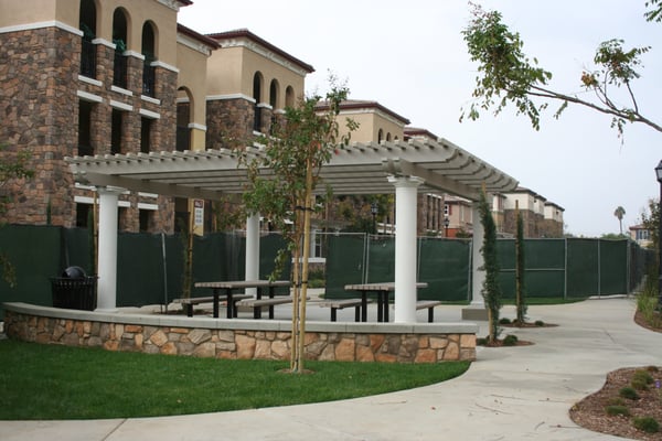 Different Patio Covers - We are a family-owned company that has been operating for three generations. Our team of experienced and insured installers has provided awnings and canopies to thousands of homeowners in Southern California, as well as to renowned commercial accounts such as UCLA, Cal-Tech, The Pantry Café, See’s Candy, and many cities. We offer DIY awnings and patio covers shipped nationwide or free in-home estimates in the Los Angeles area. Our general manager and primary contact for orders and installations is Victor Anderson IV, also known as V4.