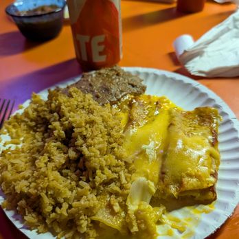 Conejitos Place - Mexican Near Me - Milwaukee, Wisconsin
