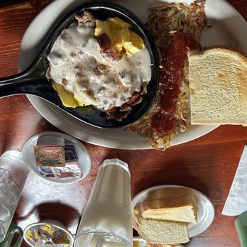 138 Grill - American Near Me - Glide, Oregon