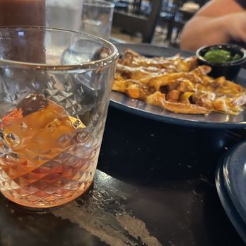 MOJO Hogtown Bar-B-Que - Their old fashioned was really good. - Barbeque Near Me - Gainesville, Florida