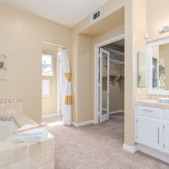BlueGrape Staging and Design - Interior Design Near Me - San Diego, California