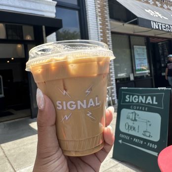 SIGNAL Coffee Roasters - Dulce de Latte - Coffee & Tea Near Me - Alameda, California SIGNAL Coffee Roasters - Dulce de Latte - Coffee & Tea Near Me - Alameda, California