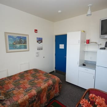 Ingra House Hotel - Room with built-in cabinets. - Hotels Near Me - Anchorage, Alaska Ingra House Hotel - Room with built-in cabinets. - Hotels Near Me - Anchorage, Alaska
