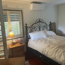 Wall mounted single air & heat mini split