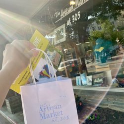 The Artisan Market at 305