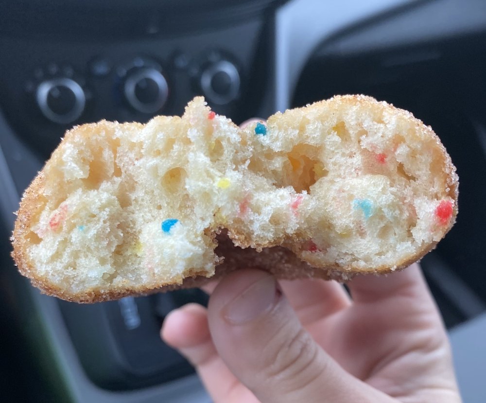 Daylight Donuts Logo