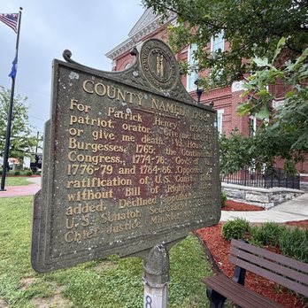 Henry County Courthouse - Historical marker describing county. - Landmarks & Historical Buildings Near Me - New Castle, Kentucky Henry County Courthouse - Historical marker describing county. - Landmarks & Historical Buildings Near Me - New Castle, Kentucky