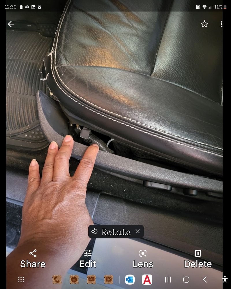 MANNY’S CUSTOM UPHOLSTERY Updated October 2024 708 W Mill St, San