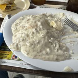 Annie's Kozy Kitchen - Biscuits and gravy.