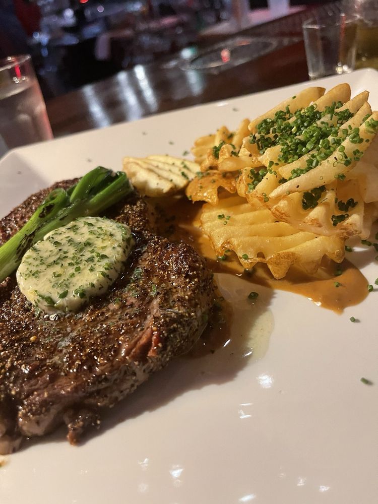 GIMME GIMME Updated May 2024 13 Photos 803 S St Mary's St, San