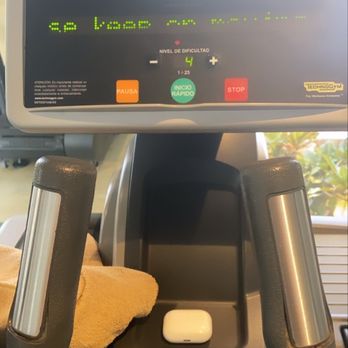 Royal Sands Resort - Gym en espanish - Hotels Near Me - Cancún, ROO Royal Sands Resort - Gym en espanish - Hotels Near Me - Cancún, ROO