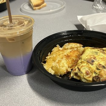 The Breeze Cafe - Ube latte with espresso and meat omelet with hashbrowns. - Breakfast & Brunch Near Me - Newark, California The Breeze Cafe - Ube latte with espresso and meat omelet with hashbrowns. - Breakfast & Brunch Near Me - Newark, California