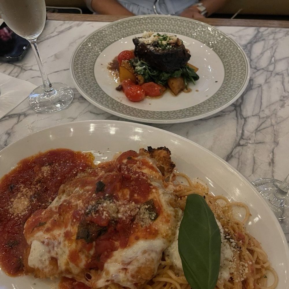 Piccolo Buco by Cooper's Hawk - Chicken Parm and Steak - Italian Near Me - Naperville, Illinois Piccolo Buco by Cooper's Hawk - Chicken Parm and Steak - Italian Near Me - Naperville, Illinois