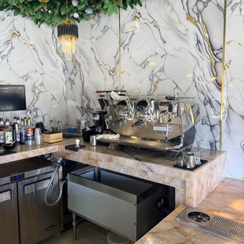 Chai Wallah - Indoors - Coffee & Tea Near Me - Lomita, California