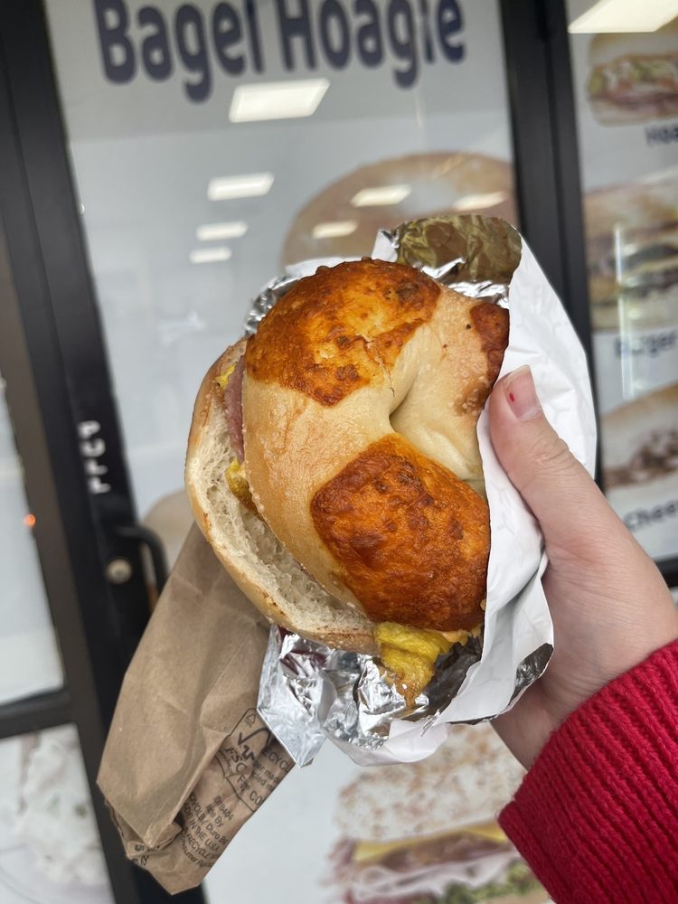 BAGEL EXPRESS Updated October 2024 19 Photos & 25 Reviews 2 Madison Ave, Mount Holly, New